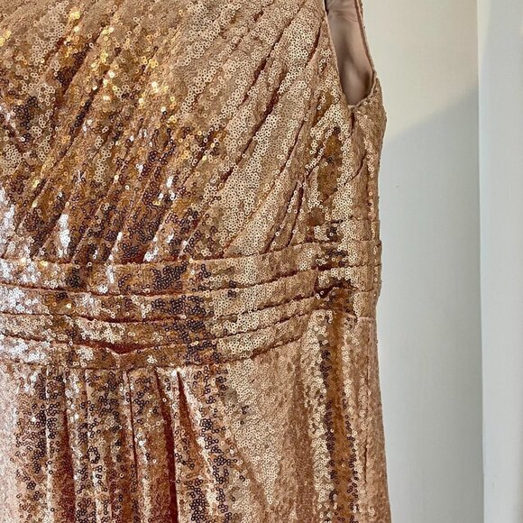 Women's Rose Gold Sequin One-shoulder Gown - Picture 6 of 11